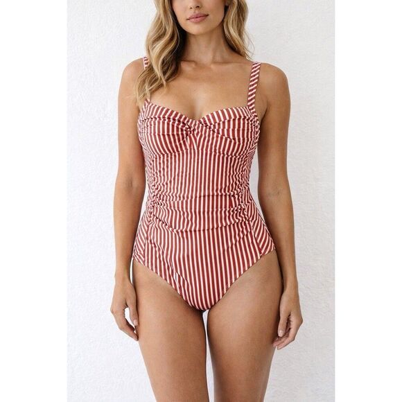 Nip Tuck Other - Nip Tuck Swim One Piece Swimsuit Tummy Control Ruched Slimming Molded Cup 8